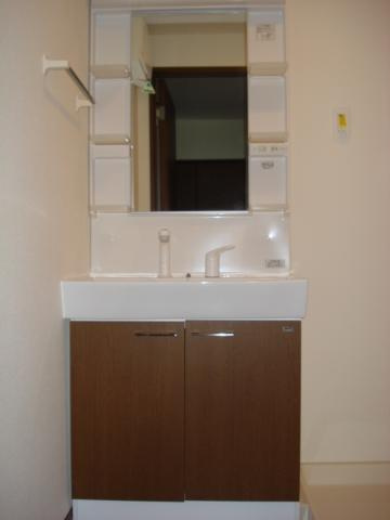 メゾン・ド・アイの洗面所|洗髪洗面化粧台