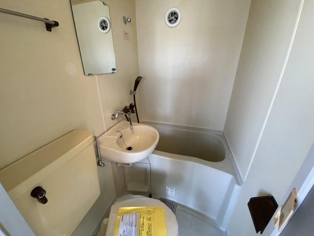 江戸川区西小岩２丁目の賃貸マンションの浴室