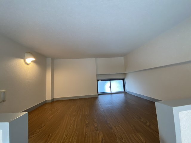 江戸川区西小岩２丁目の賃貸マンションの居間・リビング