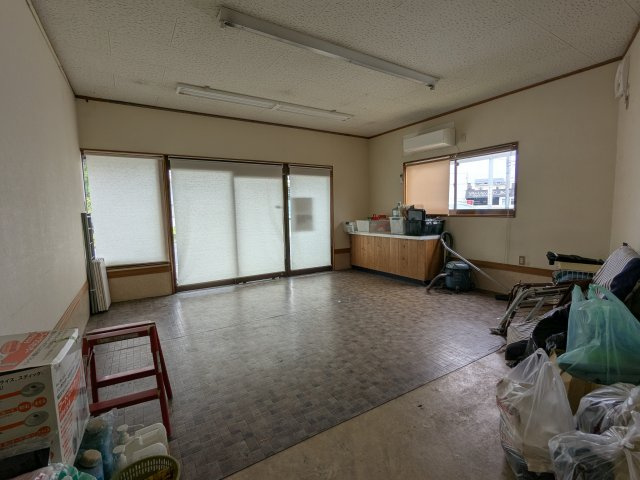 山吹店舗の内装