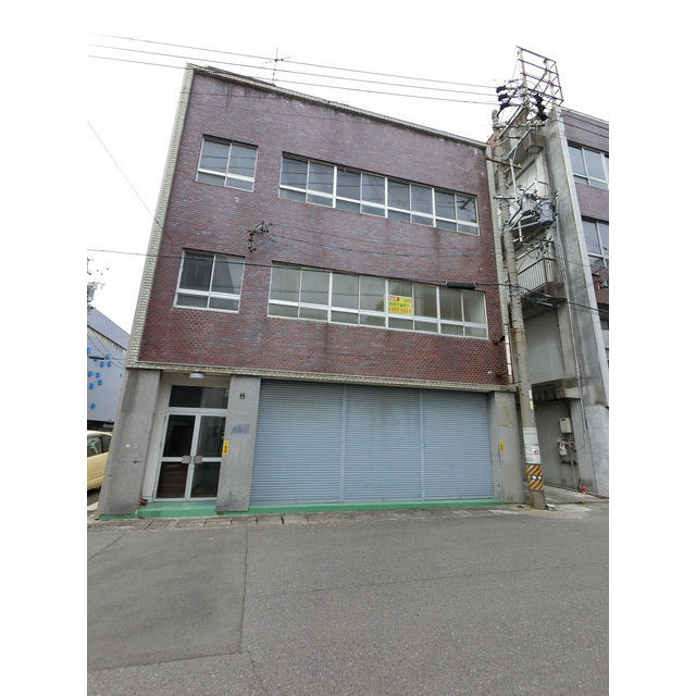 羽島市福寿町平方４丁目の事務所