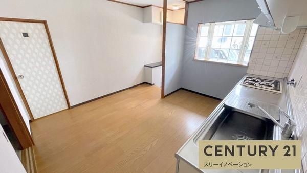 大阪市大正区泉尾４丁目のテラスの居間・リビング|★明るいリビング★