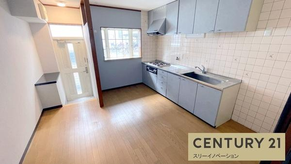 大阪市大正区泉尾４丁目のテラスのキッチン|★明るいキッチン★