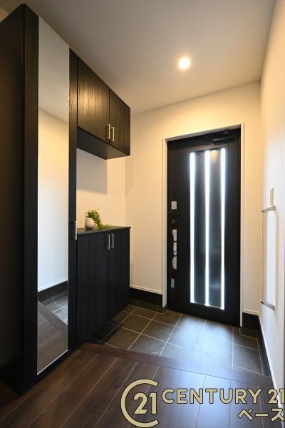 奈良市北登美ケ丘６丁目 ５号棟 ／一戸建の玄関|■現地撮影写真■