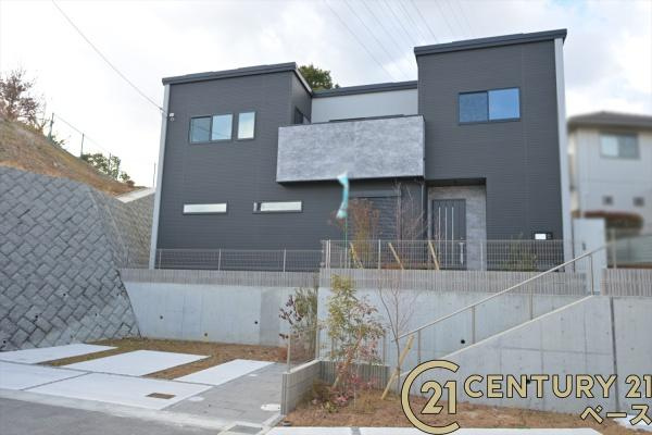奈良市北登美ケ丘６丁目 ５号棟 ／一戸建の外観|■現地写真■こちらが５号棟となります！
　　　　　　最長３０年間長期建物保証付き！お気軽にお問い合わせください！
