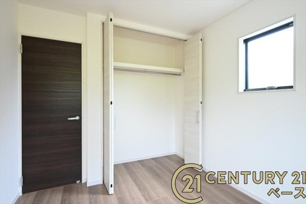 リーブルガーデン浅古 １号棟 ／新築一戸建の収納|■現地撮影写真■冬物のコートや季節のものなどたくさんしまえる広さ！
