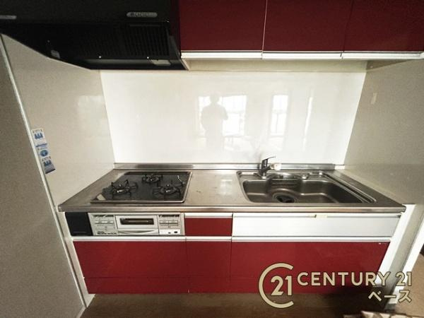 マック結崎オリエントハウスのキッチン|収納力と使いやすさを追求したキッチンです！