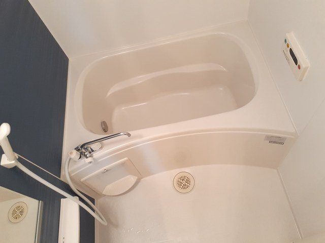 ラフレシ－ル　Ｂの浴室|お風呂で日々の疲れを落としましょう