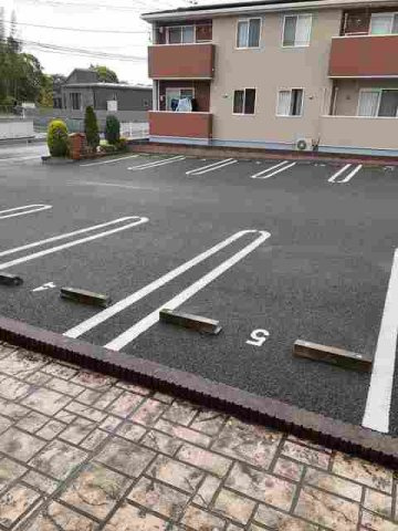 エクセレント・ベル　Ｂの駐車場