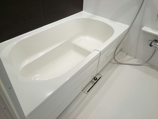 ルフナ　Ⅱの浴室