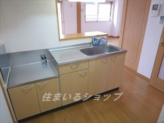 安芸高田市吉田町吉田の賃貸マンションのキッチン|人気の対面キッチン