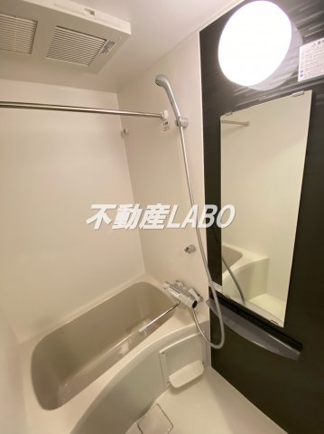 エスリード難波ザ・ゲートの浴室