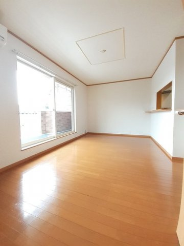 サンリット・ビラの居間・リビング