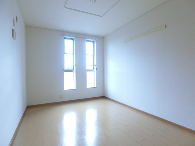 チェリーブロッサムの洋室