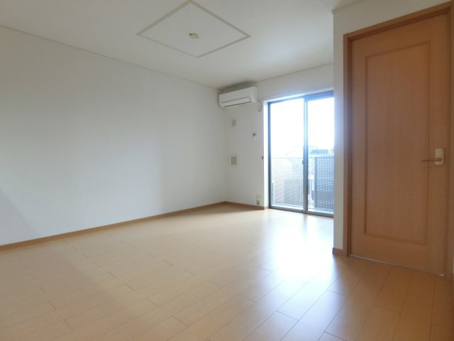 チェリーブロッサムの居間・リビング