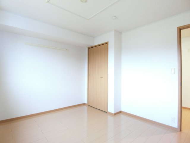 チェリーブロッサムの洋室