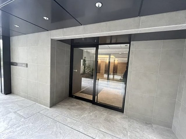 ウエリスアーバン錦糸町のエントランス