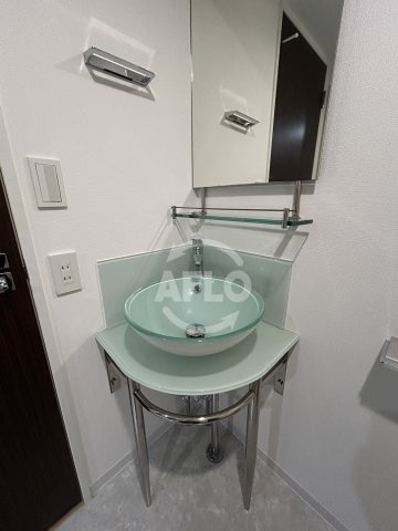 アーデン京町堀イーストの独立洗面台|アーデン京町堀イースト　独立洗面化粧台