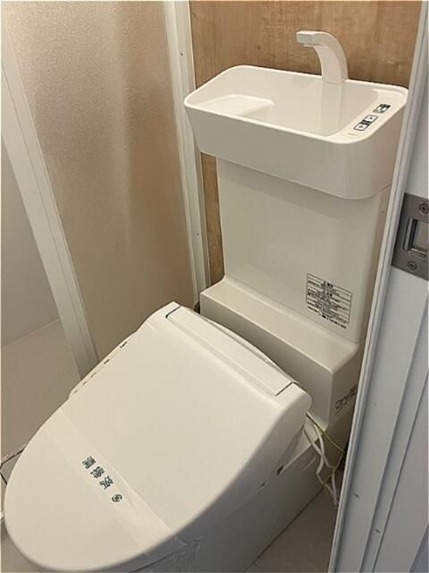 マ・シャンブル川口のトイレ