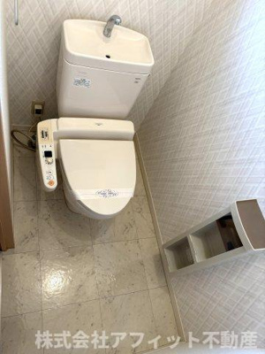 【トイレ】 | ステージア | 温水洗浄暖房便座