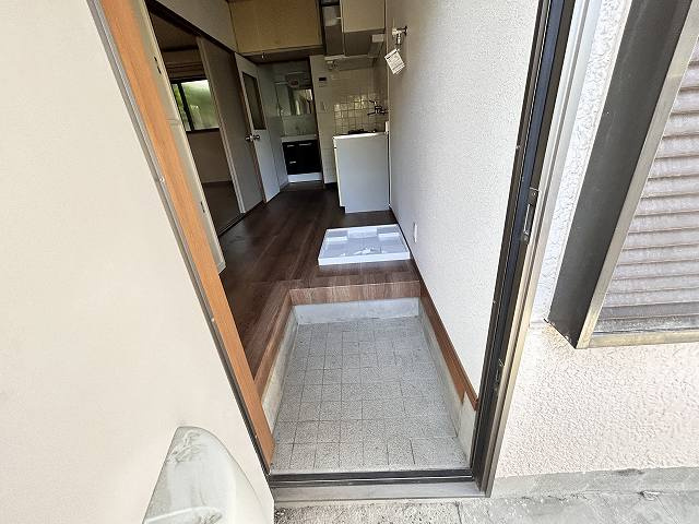 小日向テラスの玄関