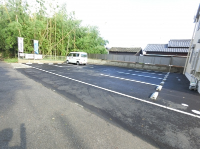 【駐車場】 | キャトル・セゾンジン