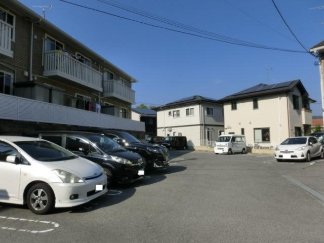 ウェライ2008SCの駐車場