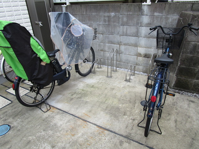 カーサ・コリーナのその他共用部分|自転車駐輪可