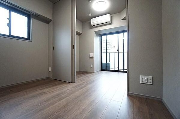 SYFORME浅草Ⅱの居間・リビング