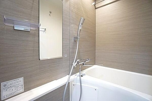 SYFORME浅草Ⅱの浴室