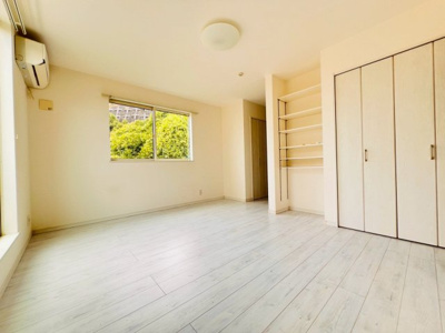 【洋室】 | アゼリア中村町