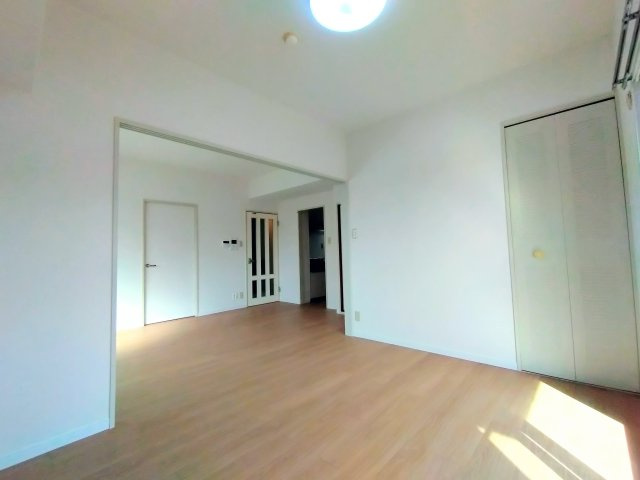ライオンズマンション和歌山三木町の居間・リビング