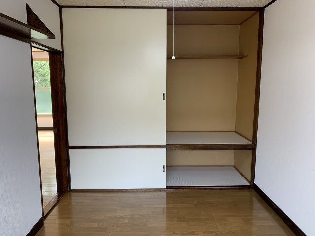 ハイネスフランセの収納