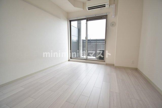 ファステート大阪上本町ソーレの居間・リビング