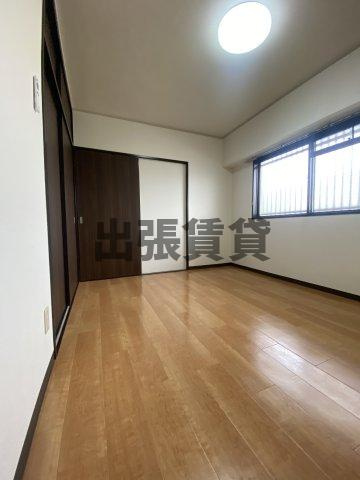 仲介手数料0円！！エクセラ歌里の洋室