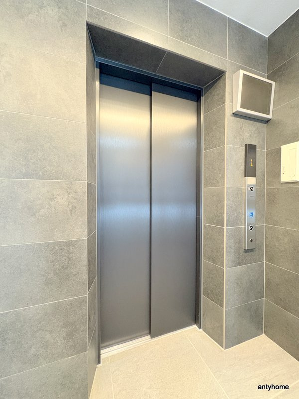 ワールドアイ大阪West Gate　仲介手数料無料の設備