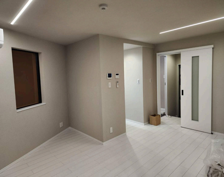 大阪府大東市南津野辺町　新築1棟売マンションの洋室