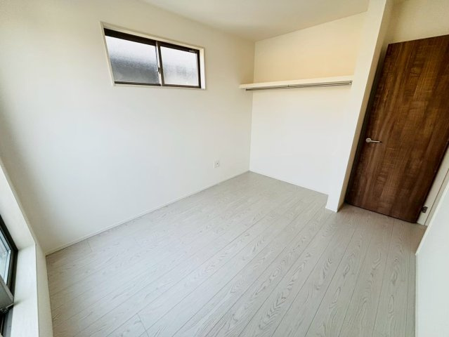 よかタウン／中央区出水８丁目２期／２号棟の洋室