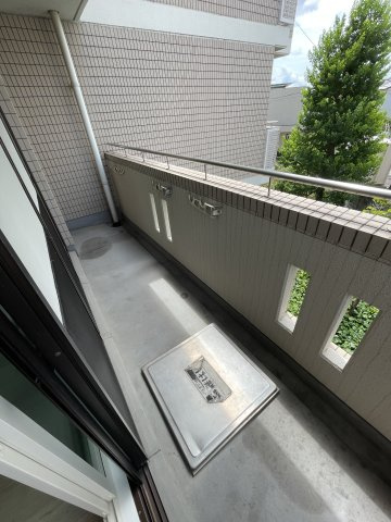 【バルコニー】