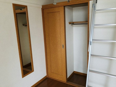 【内装】 | レオパレス竹原 | クローゼット