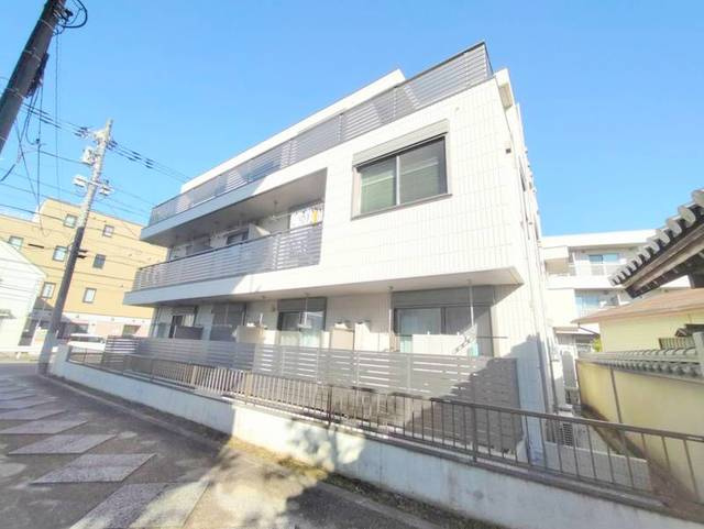 ウィステリアの外観