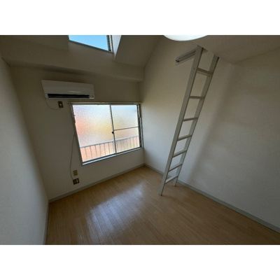 【居間・リビング】 | プラザ・ドゥ・シュバリエ