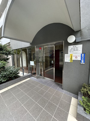 【エントランス】 | シャンボール第3新大阪