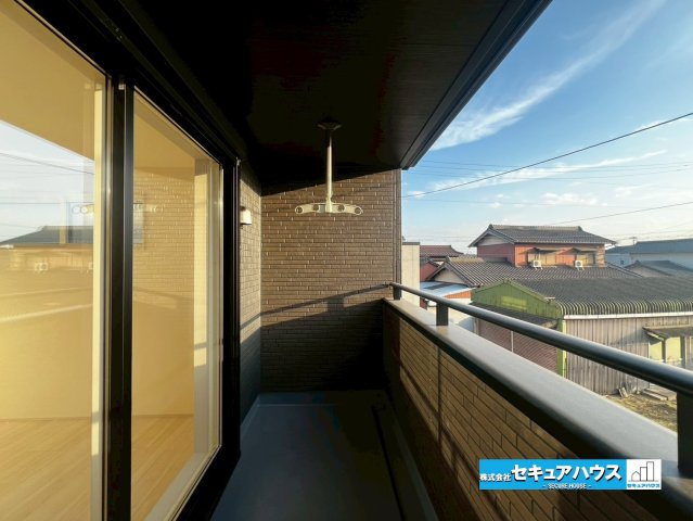 【今からご案内可能】知多市八幡字荒井 全2棟 の省エネ性能ラベル|事前予約にて現地ご見学いただけます！お気軽にお問い合わせください♪
■株式会社　セキュアハウス■
住宅ローンに強く、知識、経験豊富なスタッフ在籍
お客様に寄り添い、ご成約後もサポート致します。