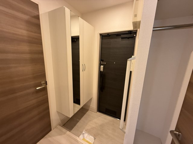 シリウス千里中央の玄関