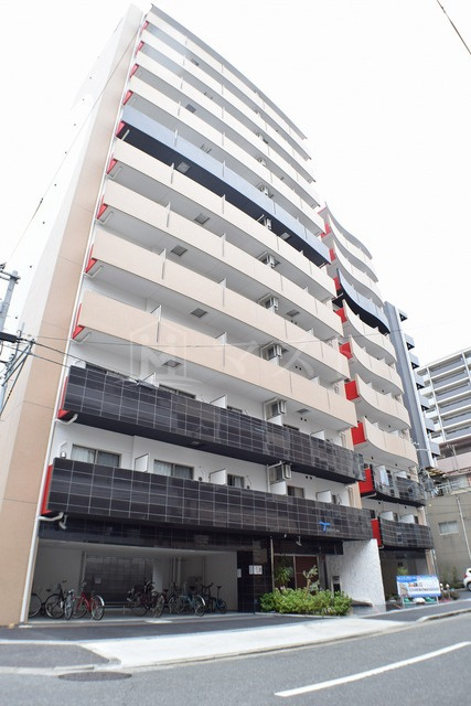 セレニテ上町台の外観