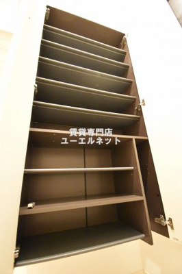 【設備】 | シリウス千里中央 | 収納力たっぷりのシューズボックスで玄関すっきり！