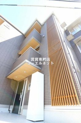 【外観】 | シリウス千里中央 | シンプルで洗練されたデザインが毎日の暮らしに心地よさをプラス