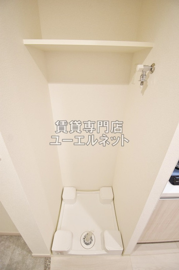 【設備】 | アドバンス大阪フルーヴ | 洗濯機置場