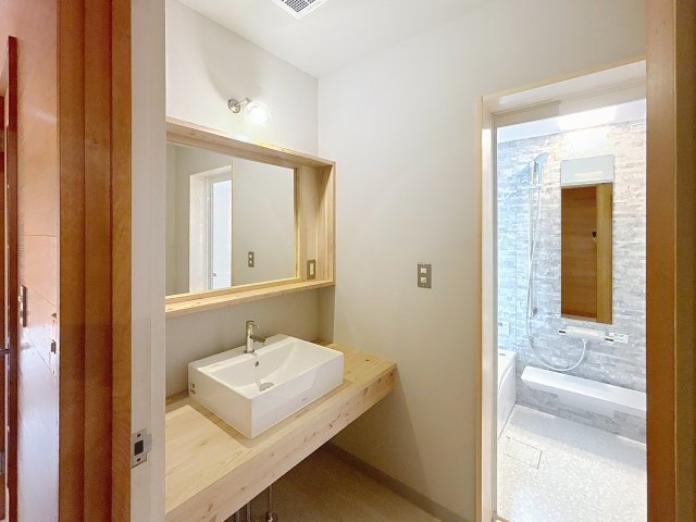 【洗面所】 | リフォームした洗面所は今ドキでいい雰囲気♪♪